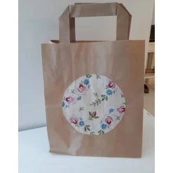 Hübsche Geschenktüten im 2 er Set ...  Röschenmotiven  in Serviettentechnik