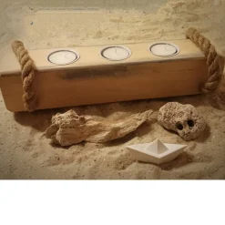 Hellgelber Teelichthalter im "used Look" nordisch Maritim