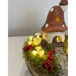 Herbstgesteck Herbstdeko Herbst Baumscheibe Pilzhaus Igel