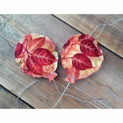 herbstliche Luftballons aus Stoff Blattmotiv