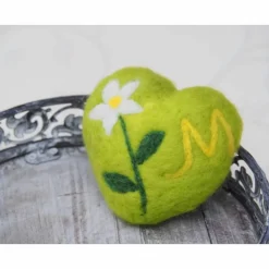HERZ * FILZHERZ * FRÜHLING * AUF WUNSCH ANFANGSBUCHSTABEN * 100 % WOLLE * Produkt #557493