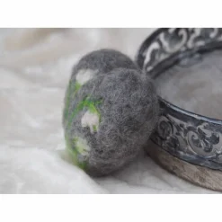 HERZ * FILZHERZ * ZUM VERSCHENKEN * ZUR DEKORATION * OSTERN * FRÜHLING * 100 % WOLLE * Produkt #558990