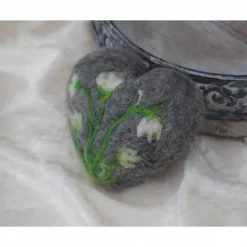 HERZ * FILZHERZ * ZUM VERSCHENKEN * ZUR DEKORATION * OSTERN * FRÜHLING * 100 % WOLLE * Produkt #558990