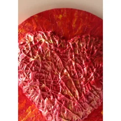 Herzbild HERZ AUS FEUER Geschenk zum Valentinstag Muttertag Vatertag Acrylbild Collage auf einem runden Keilrahmen