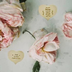 Herzen aus Holz mit individueller Gravur