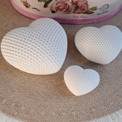 Herzen im 3er Set als Geschenk Valentinstag Muttertag Hochzeit Herzensgeschenke Mitbringsel aus Reliefgießmasse