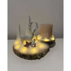 Hirsch auf Baumscheibe mit Kerze Weihnachtsdeko