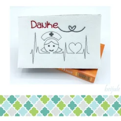 Hülle für Haselnusspralinen