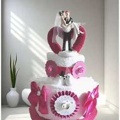 Hochzeit Handtuchtorte Geschenkidee pink weiß Brautpaar Herz personalisiert