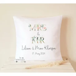 Hochzeitsgeschenk Kissen personalisiert mit Namen Brautpaar Geschenk