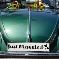 Hochzeitskennzeichen Herzchen – Just Married Deko für Hochzeitsauto & Fotorequisit personalisierbar