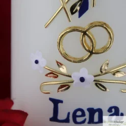 Hochzeitskerze mit Enzian-Kreuz, personalisierbar, elfenbein mit goldenen Trauringen und Blütenranke, Hochzeitsdeko
