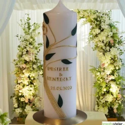 Hochzeitskerze weiß mit goldenen und grünen Blattranken, personalisierbar, edle Traukerze für Hochzeitsdeko und Geschenk