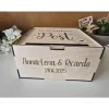 "Hochzeitspost" personalisierte Kartenbox aus Holz
