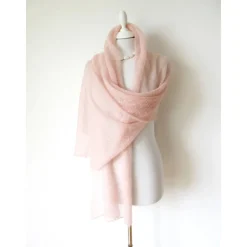 Hochzeitsstola in blush-rose mit Gold-Lurex, gestrickter Brautschal aus Mohair, zartes Tuch für Vermählung