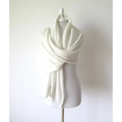 Hochzeitsstola ivory aus Wolle Seide und Kaschmir mit transparenten Pailletten, Brautschal aus reiner Naturfaser