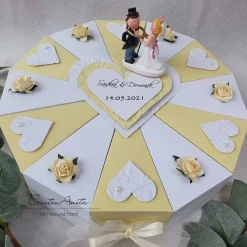 Hochzeitstorte Torte SCHMETTERLINGE CREME-VANILLE-WEISS
