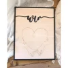 Holzbild Personalisiert mit Herz, Namen und Händen – Paarbild mit Herz zum aufstellen