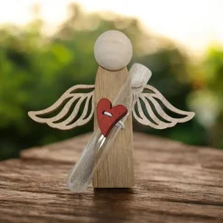 Holzengel mit Reagenzglas als Gutscheinhalter oder Glücksbringer – handgefertigt mit Nanoklebeband Schutzengel