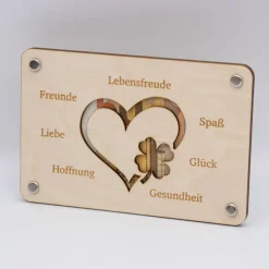 Holzkarte - Geschenkkarte zum Geburtstag - Herz mit Kleeblatt - Glückwünsche