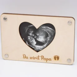 Holzkarte zur Schwangerschaftsverkündung - Ultraschallbild  ( 10 x 15 cm )