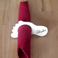 Holz-Serviettenring Füßchen zu Taufe oder Kommunion / Konfirmation