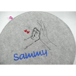 Hunde - Welpe Pfote Filzkissen Campingkissen Wunschname - Rundes Filzsitzkissen mit personalisiertem Namen Stuhlkissen