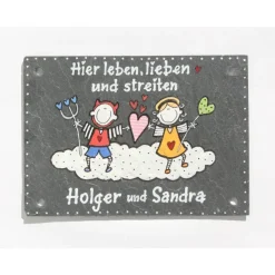 Individuell personalisiertes Hochzeitsgeschenk – handbemaltes Schiefer Türschild mit Namen, wetterfestes Unikat für das Brautpaar