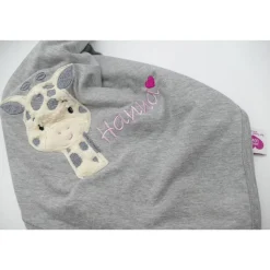 Individuelle Babydecke Giraffe mit gestickem Wunschnamen - Kindergarten - Wunschdecke - Schmusedecke mit Namen