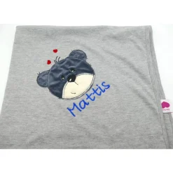 Individuelle Babydecke Teddygesicht Bärengesicht mit gestickem Wunschnamen - Kindergarten - Wunschdecke - Schmusedecke mit Namen