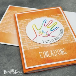 Individuelle Einladungskarte Kommunion – In Gottes Hand geborgen | Verschiedene Farben