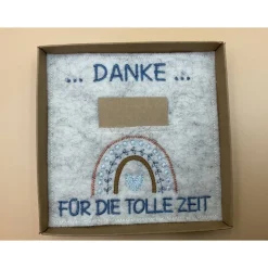 Jahresabschluss Geschenk Kita  Kindergarten  Schule  Kurs  Ferienlager Schriftfarbe Jeans