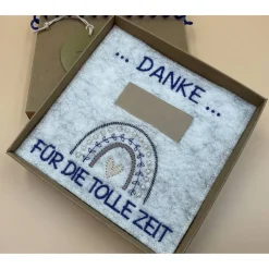 Jahresabschluss Geschenk Kita  Kindergarten  Schule  Kurs  Ferienlager Schriftfarbe Blau