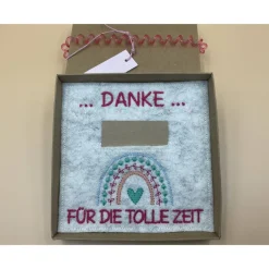 Jahresabschluss Geschenk Kita  Kindergarten  Schule  Kurs  Ferienlager Schriftfarbe Pink