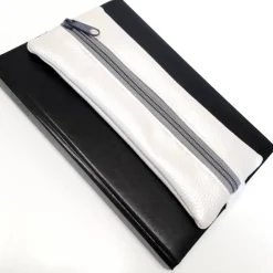 Kalendermäppchen aus Kunstleder in Perlmutt mit Gummiband, Stifte Mäppchen mit Gummiband