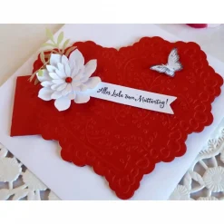 Karte zum Muttertag in Herzform, rot