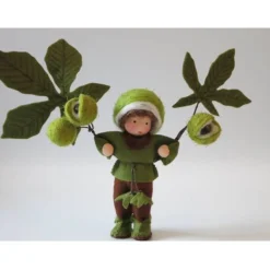 Kastanienjunge - Blumenkind - Jahreszeitentisch - Waldorf Art- Art.Nr. HE35