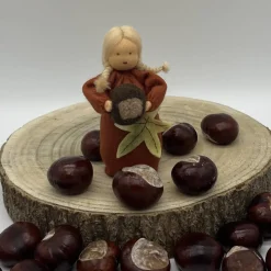 Kastanienmädchen - Jahreszeitentisch - Blumenkind - Herbst