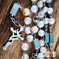 katholischer Rosenkranz, Achatperlen und Edelstahl