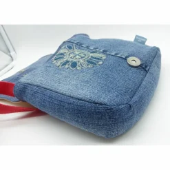 Kindergartentasche 'Eichhörnchen im Schnee', Jeanstasche für Kinder, Jeans-Upcycling, Unikat