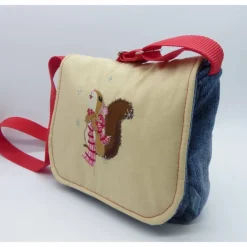 Kindergartentasche 'Eichhörnchen im Schnee', Jeanstasche für Kinder, Jeans-Upcycling, Unikat