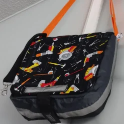 Kindergartentasche 'Werkzeuge', reflektierend, wasserabweisend, Unikat hessmade