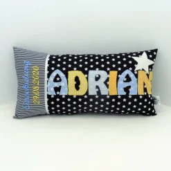 Kinderkissen Einschulung Kissen mit Name Namenskissen für Jungen und Mädchen Geschenk Abitur Kommunion Taufe versch. Farben mögl