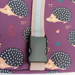 Kinderrucksack aus weinrotem Softshell mit Igel-Motiven