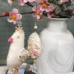 Küken Ornament Taube creme weiß beidseitig bestickt Unikat Osterdeko handmade shabby chic Wohneko