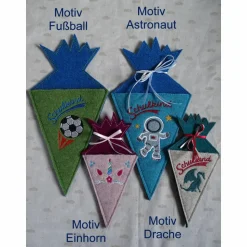 Kleine bestickte Schultüte aus Wollfilz *individuell nach Wunsch angefertigt