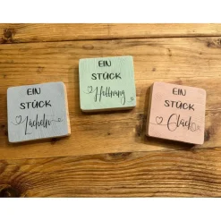 Kleine Holzdeko mit Spruch – Glück verschenken | Holzquadrat mit Wunschtext | Handgemachtes Geschenk