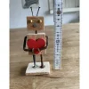 Kleine Holzfigur mit Herz, Geschenk, Mitbringsel für Liebende, Lieblingsmensch,