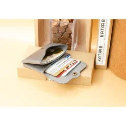 Kleine Ledergeldbörse. Geldbeutel für Damen. Frauen Portemonnaie.  Minimalistischer Leder Geldbeutel. Schlanke