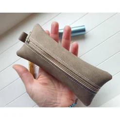 Kleine Stifte Tasche Wildleder Imitat, braunes Etui, Federmäppchen Schminktäschchen